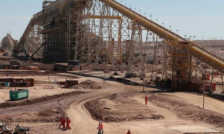 Antofagasta Minerals disminuye 4% en su producción de cobre 