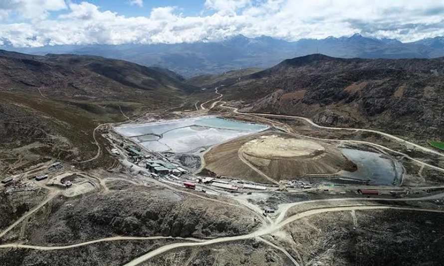 Evalúan estudios ambientales de 15 grandes proyectos en Perú