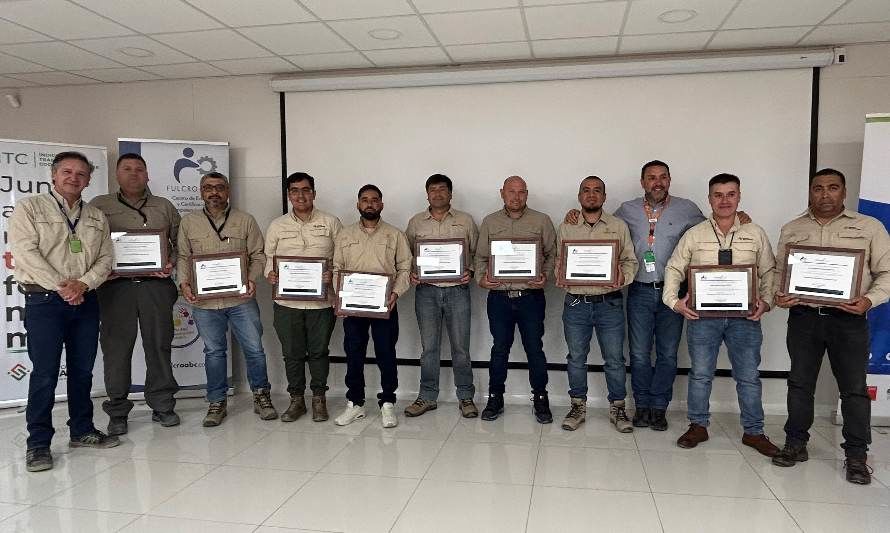 Trabajadores del área eléctrica de Codelco Salvador se certifican a través de ChileValora
