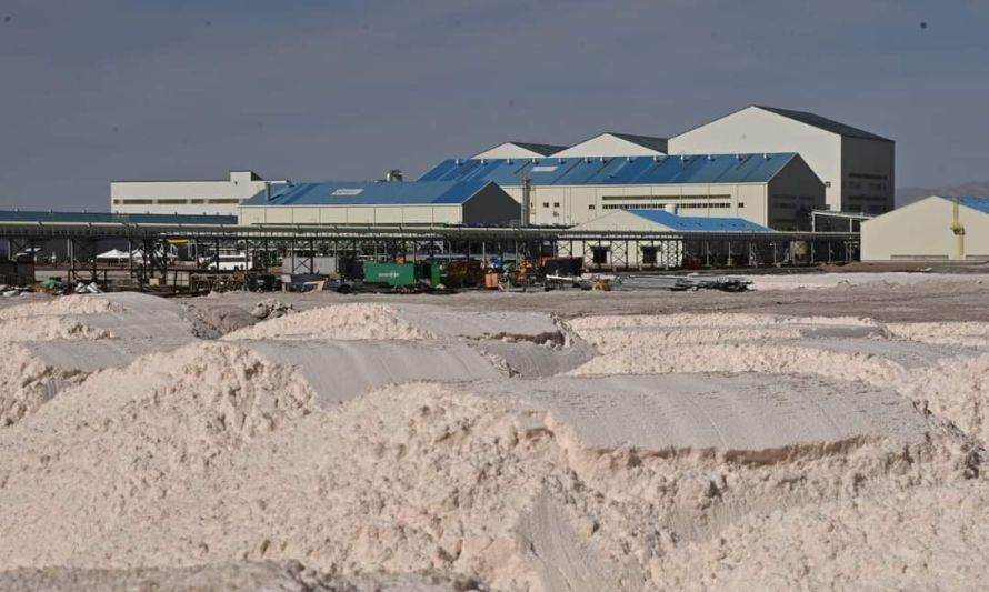 Bolivia inaugura primera planta industrial de litio  