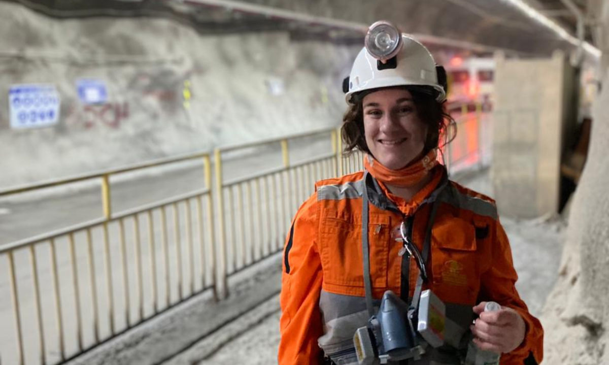 Anita Muñoz, vicepresidenta de la Red Ingenieras de Minas: “Es raro que una mujer elija hacer su carrera profesional en minería”