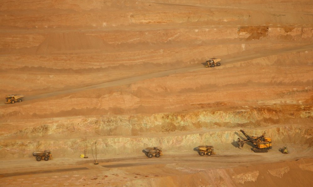 OCDE alerta sobre baja productividad de la minería en Chile