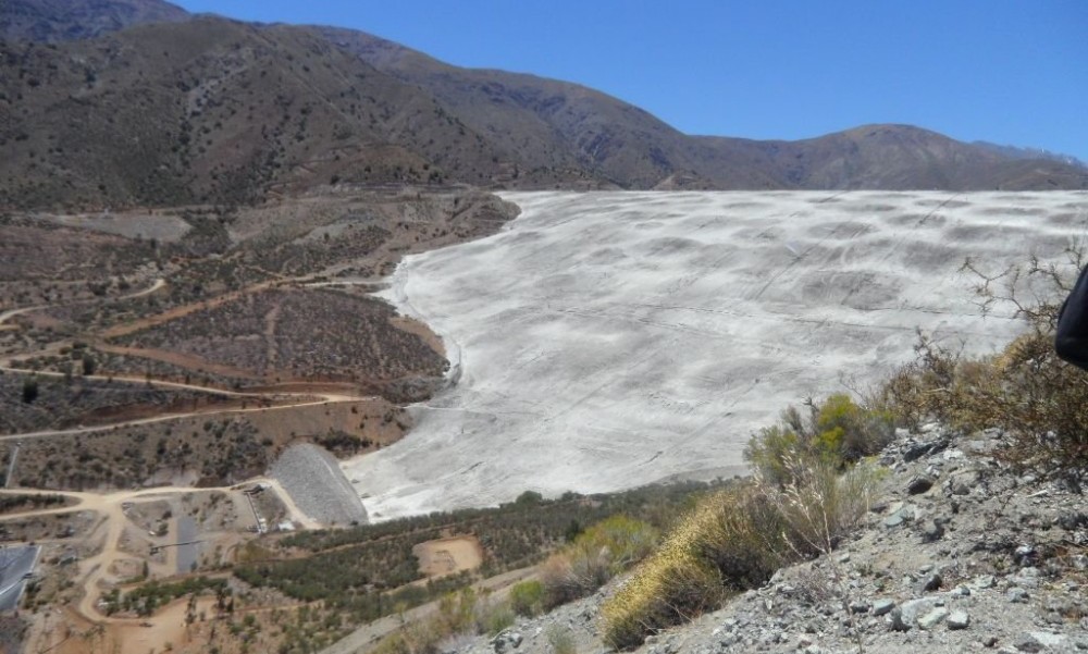 Investigadores chilenos buscan revalorizar y disminuir impacto de relaves mineros