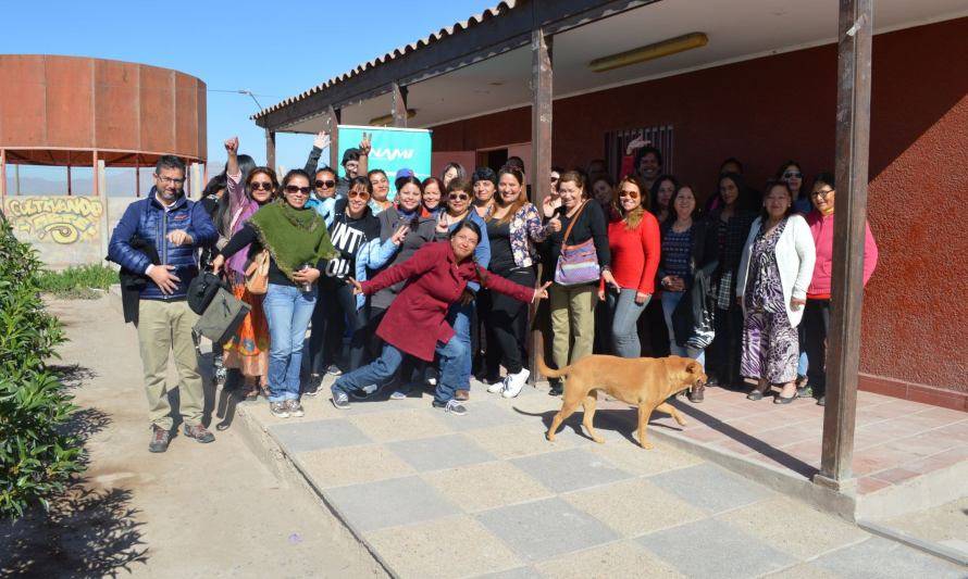 Comunidades vecinas de ENAMI se capacitan como monitores de huertos orgánicos 