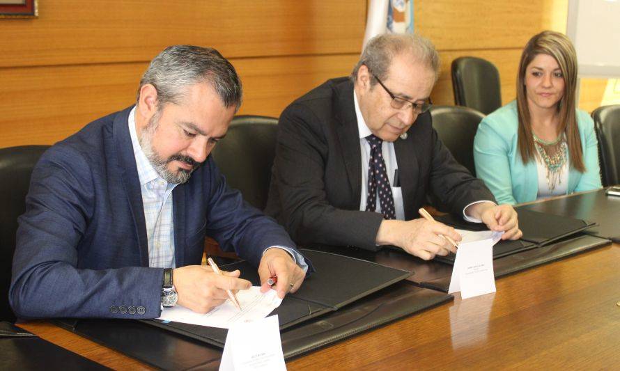 UCN y Ecometales Limited firman convenio para potenciar prácticas profesionales