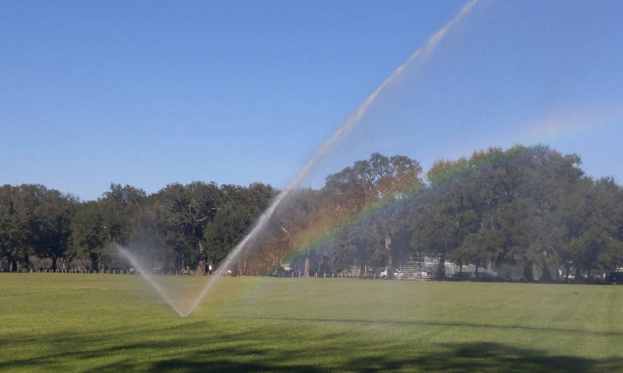 MOP plantea disminuir un 10% del uso del agua en los municipios que más consumen en la región Metropolitana
