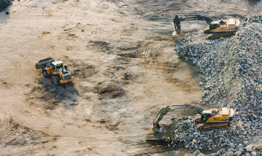 Gold Fields mantiene tres proyectos exploratorios en Perú