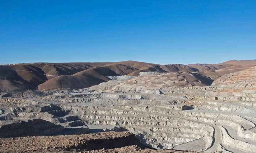 Paralización de Quebrada Blanca costaría hasta US$50 millones por mes