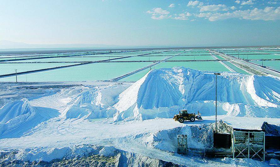 Lithium Chile negocia dos prospectos en el cinturón de oro El Indio