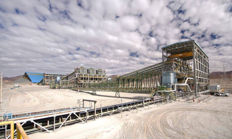 Minera El Abra informó baja de procesamiento de producción y despidos 