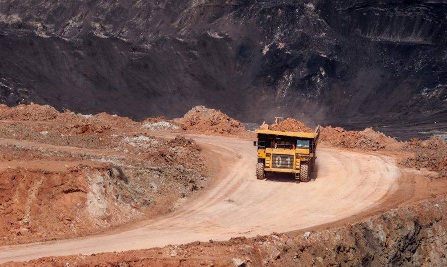 Mineras prevén caída de ingresos en un 6%