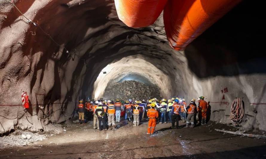 Codelco paraliza todos los proyectos del Distrito Norte