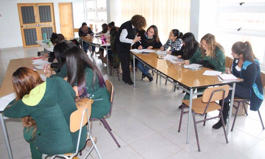 235 profesionales de la educación inicial participaron en programa AIA para desarrollo de capital humano