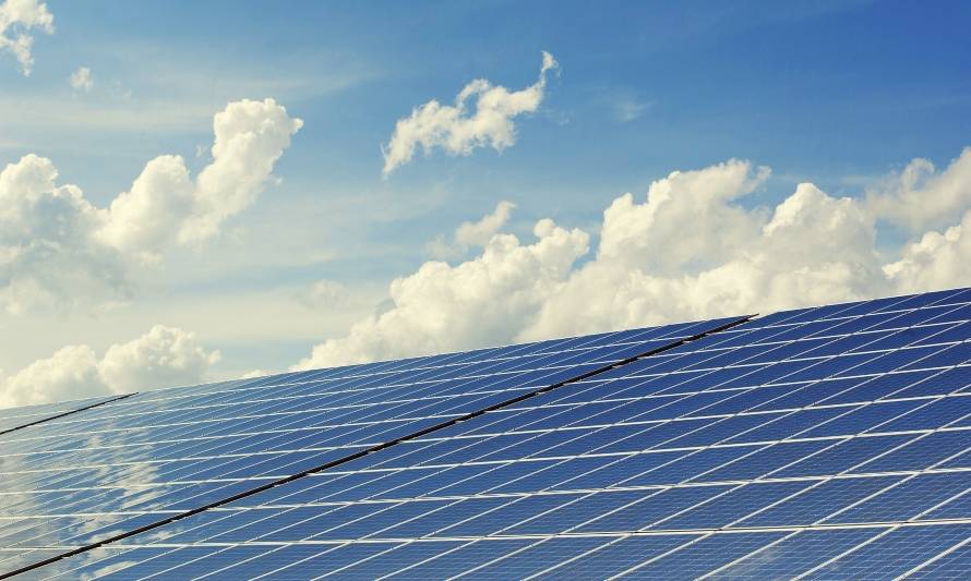 Sierra Gorda operará con 100% de energía renovable a partir de 2030