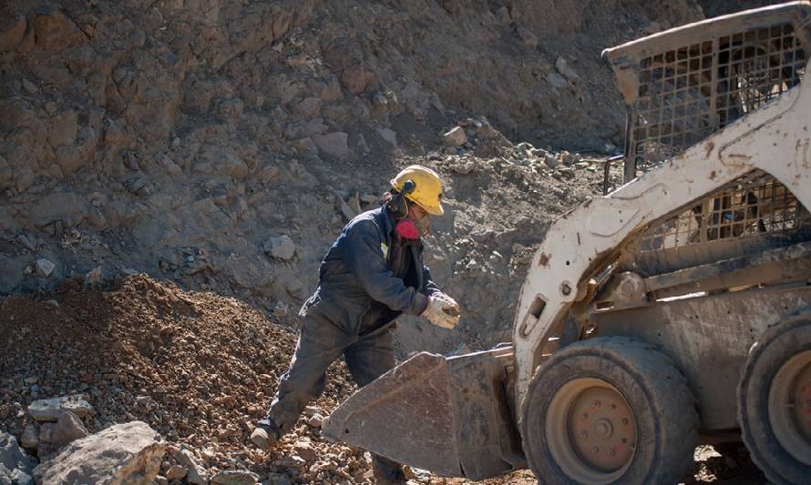 ENAMI realizará programa de capacitación para 270 pequeños mineros