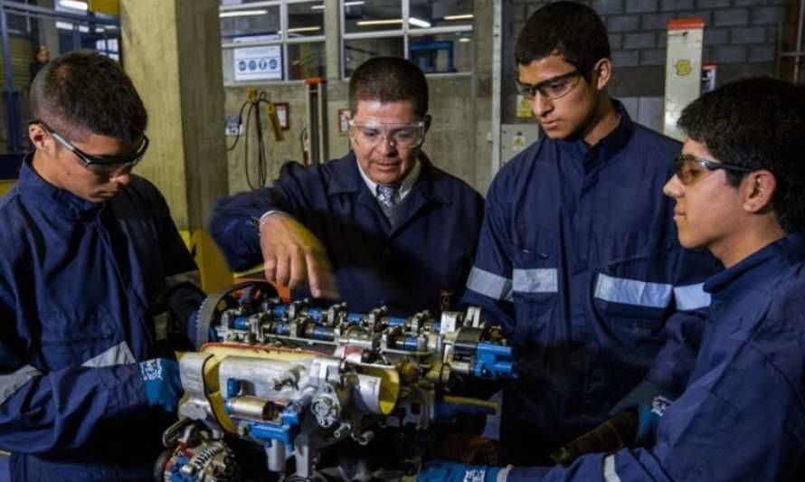 AIA llama a empresas a recibir práctica industrial de estudiantes formados en Colegios Don Bosco