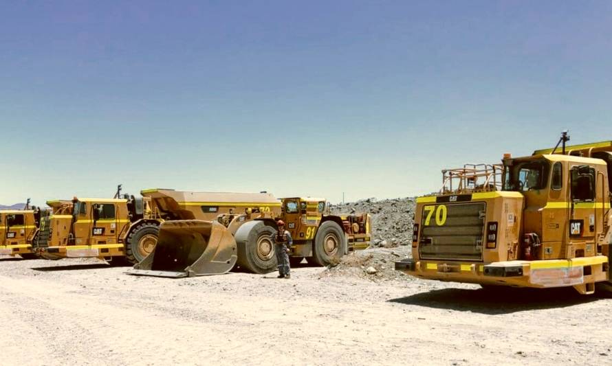 Proyecto de Finning logra bajar a la mitad el uso de aceites en la flota de sus equipos