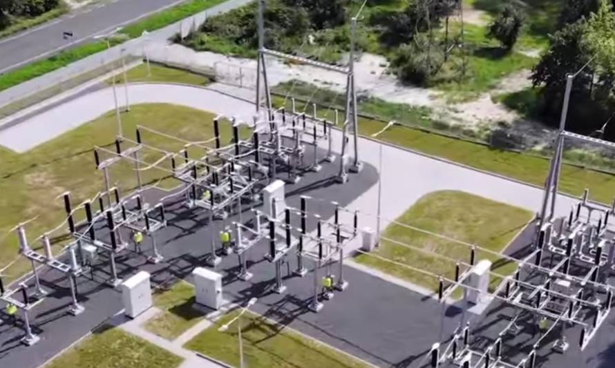 Hitachi ABB Power Grids lanzó su nueva Subestación Digital Inteligente