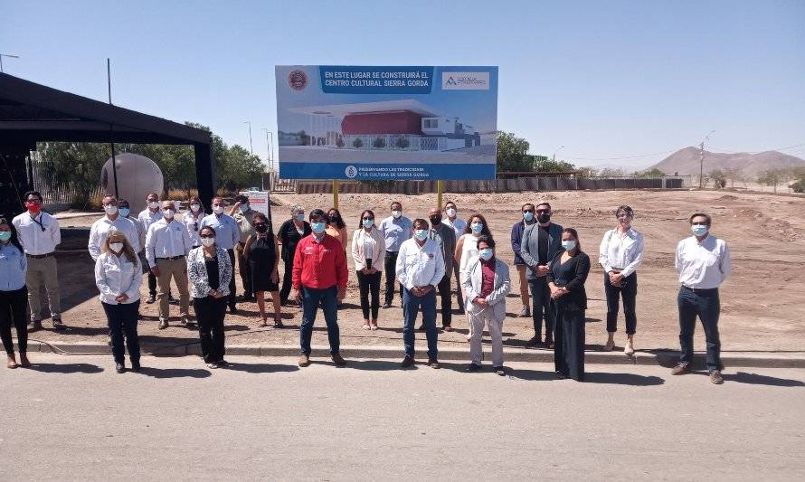 Dan el vamos a la construcción del Centro Cultural y Comunitario de Sierra Gorda