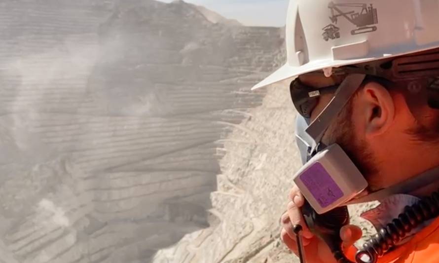 Chuquicamata celebró sus 106 años con tronadura simbólica