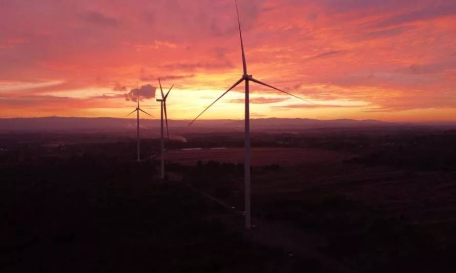 Mainstream Renewable Power cierra acuerdo de financiación de energía eólica y solar en Chile