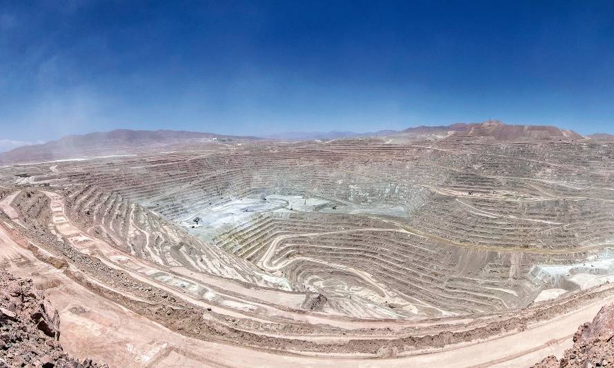 Producción de cobre de Escondida disminuyó 10% entre Julio 2020 - Junio 2021