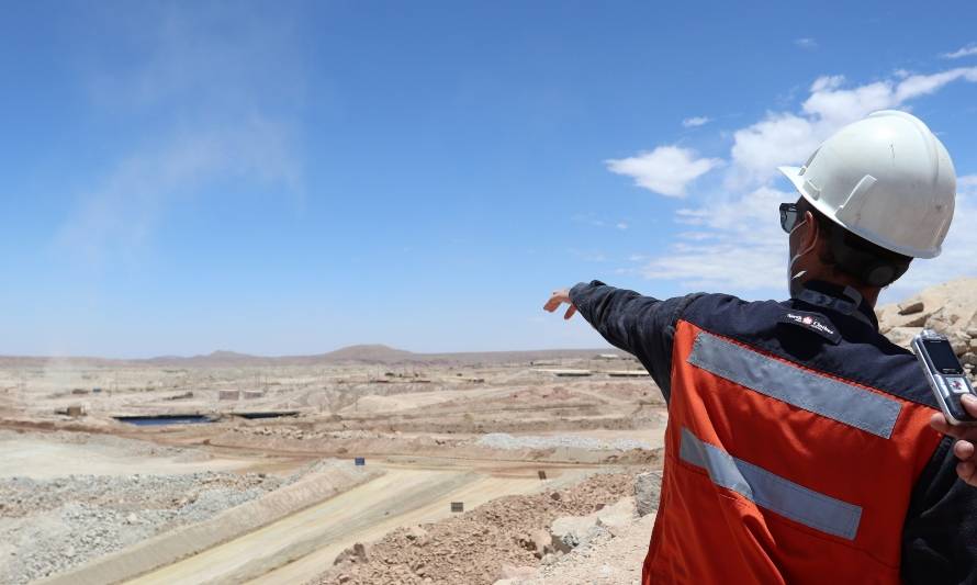 Tribunal Ambiental ordena a minera de BHP detener extracción de agua de acuífero de Lagunillas