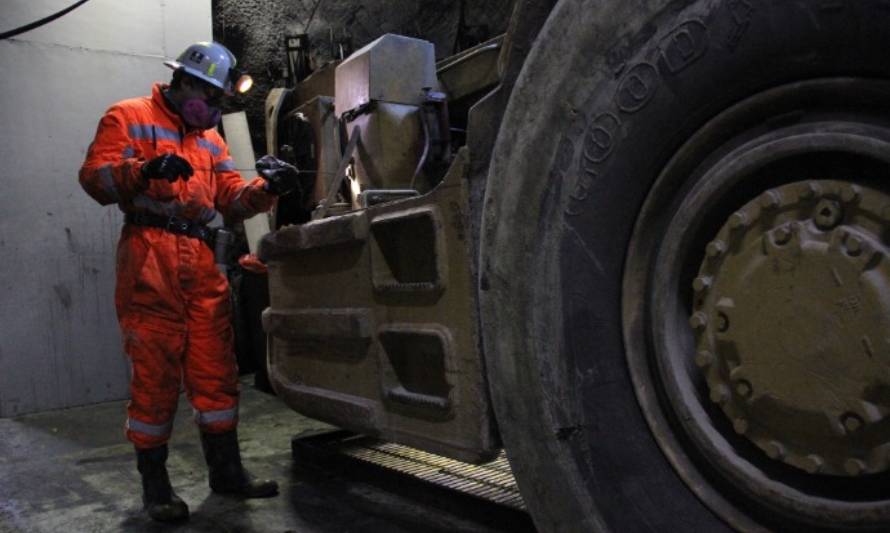 Relevancia de los contratos de mantenimiento a largo plazo en minería