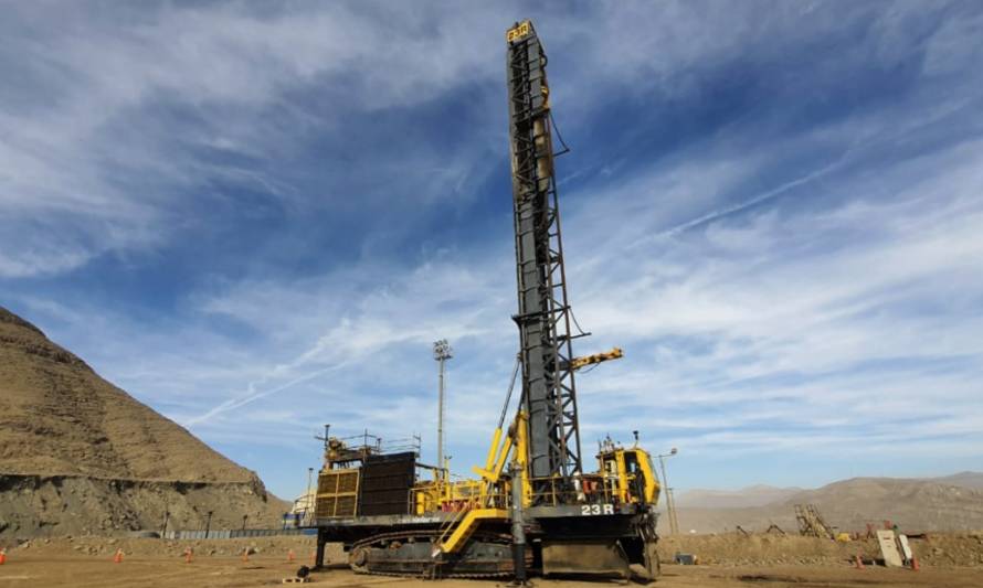 Minera Candelaria implementa sistema de operación teleremota a flota de perforadoras en el Open Pit