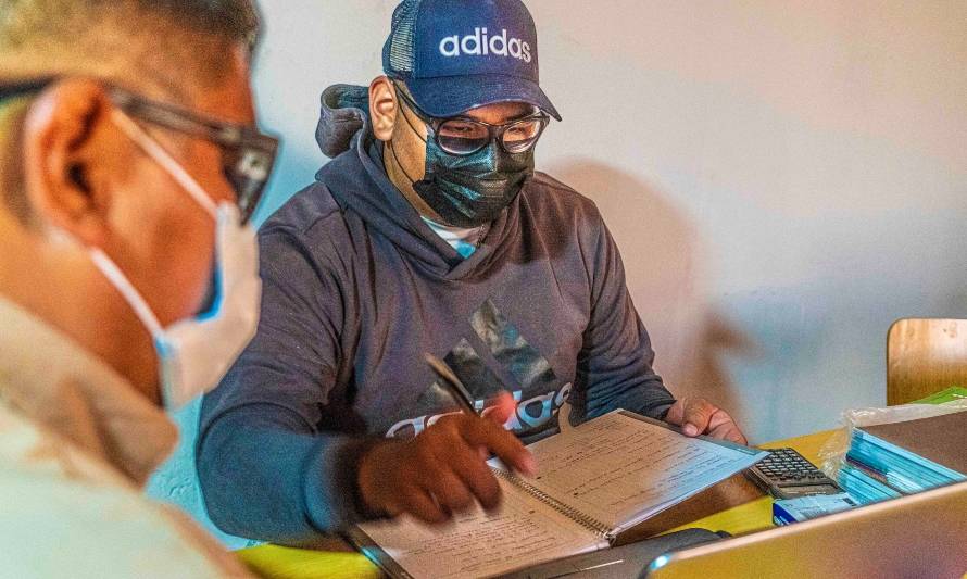 120 personas del Salar de Atacama inician el desafío de completar su educación básica y media