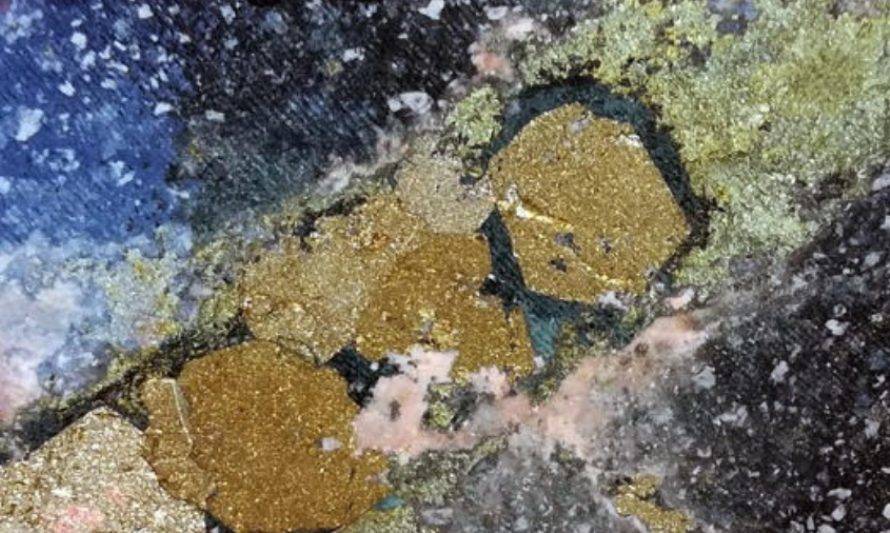 Estudio propone nuevo modelo para explorar depósitos de cobre-hierro-oro
