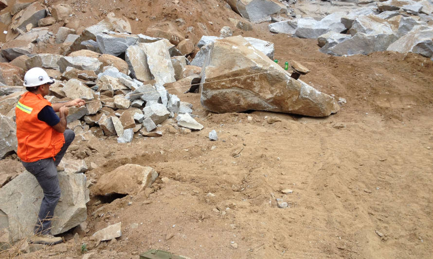 Magnum Llaima: tecnología de demolición de rocas sin explosivos