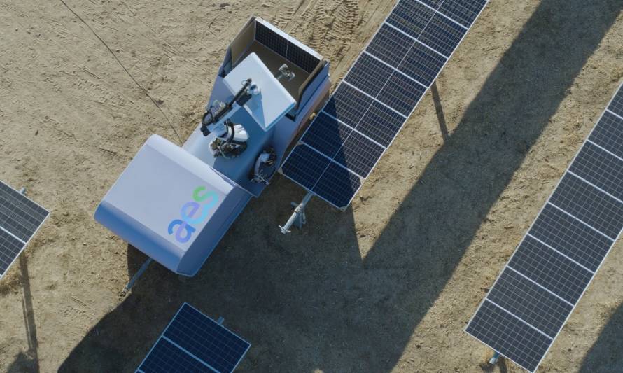AES lanza primer robot para la construcción de instalaciones solares