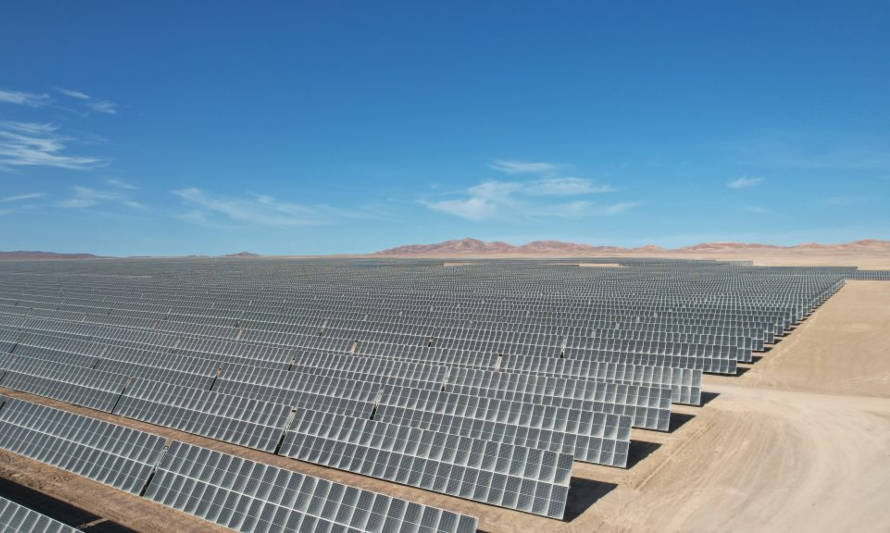 Coordinador Eléctrico Nacional entrega permiso de operación comercial a Planta Solar Tamaya