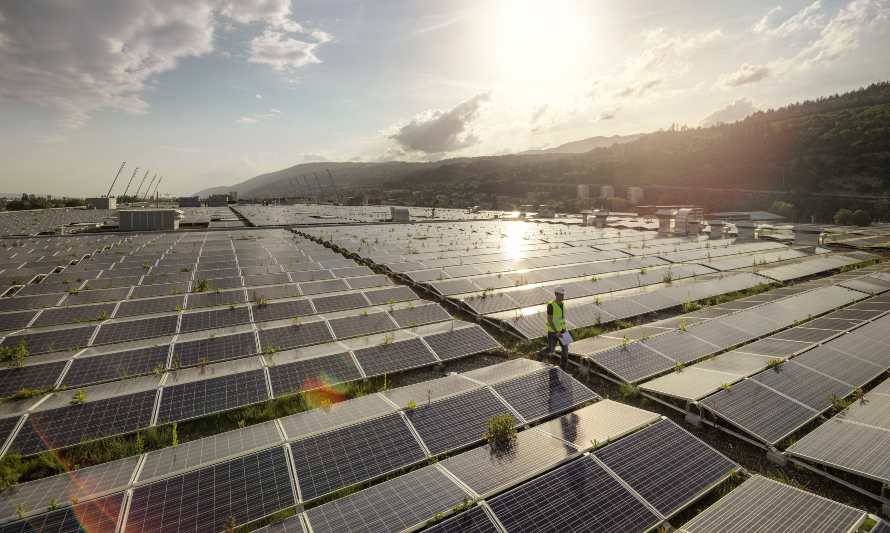 Diego Aldana: “ABB ofrece productos y soluciones para abastecer el mercado fotovoltaico de media y baja tensión”