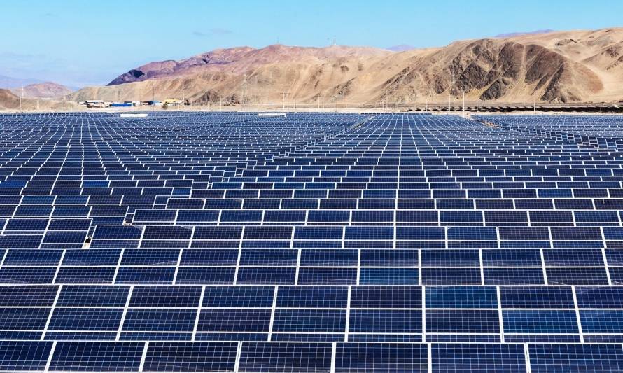 Por primera vez Atacama generó más energía limpia que convencional