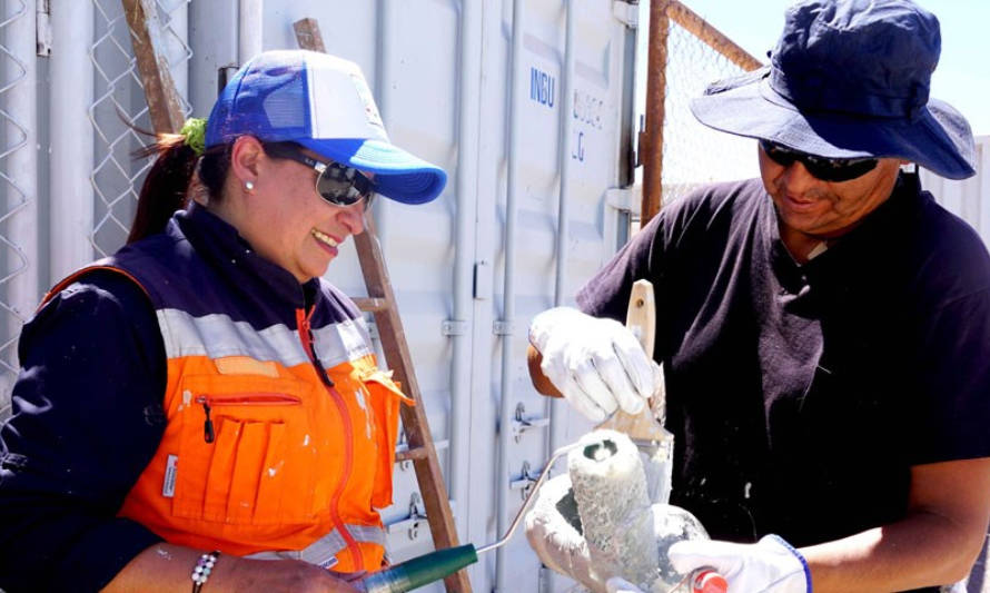 Antucoya desarrolla siete iniciativas junto a la comunidad de María Elena