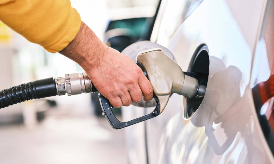 Hacienda despachó proyecto para estabilizar el precio de los combustibles