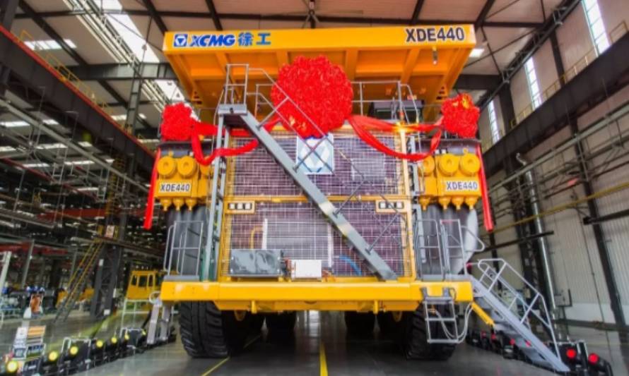 Construyen el camión minero rígido de tracción trasera más grande del mundo