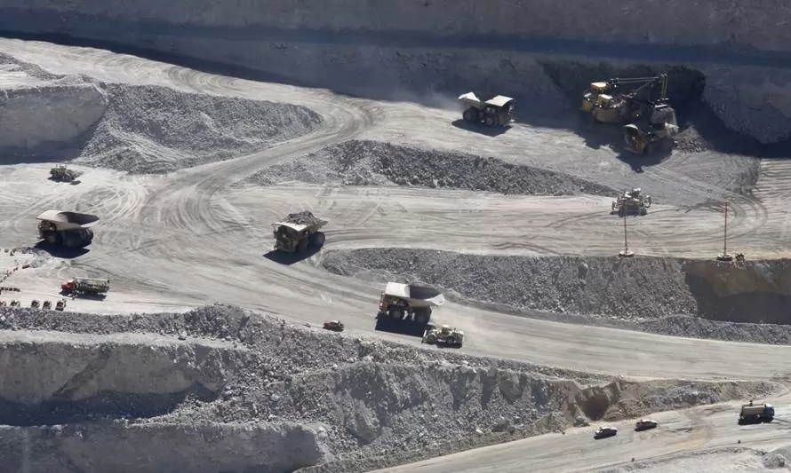 "Señales de la Minería": expectativas de la industria minera en Chile caen a nivel pesimista