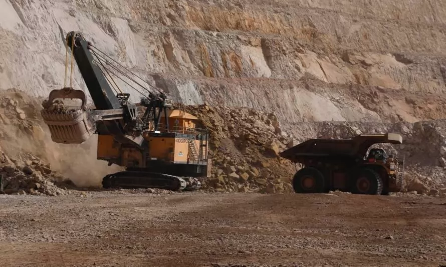 Antofagasta Minerals reporta avances en la exploración de dos nuevos yacimientos en Chile
