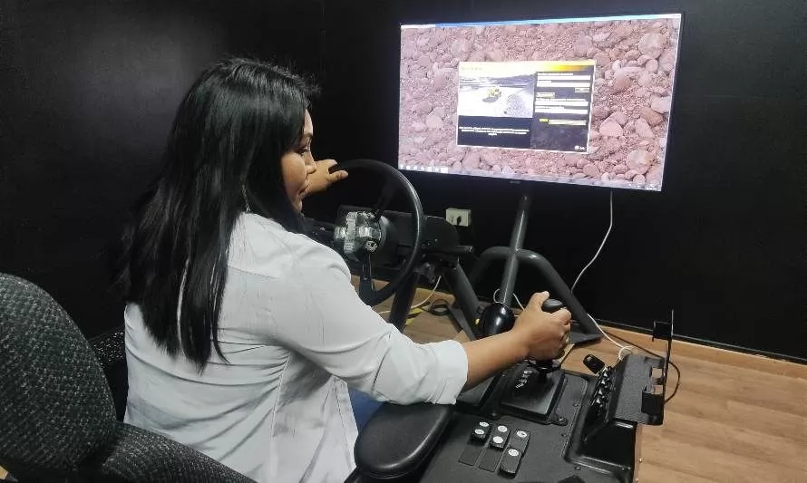 Minera El Abra capacita a 35 mujeres como operadoras de camiones de alto tonelaje