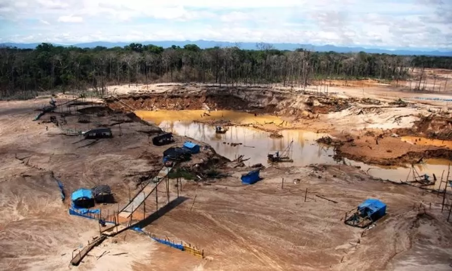 Congreso estadounidense busca frenar minería ilegal en Latinoamérica