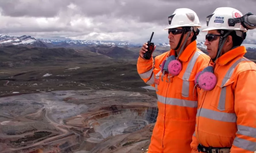 Peruana Volcan confirma que Glencore explora la venta del 23% de su participación