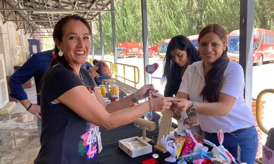 Codelco Andina conmemoró Día Internacional de la Mujer junto a emprendedoras del Camino Internacional