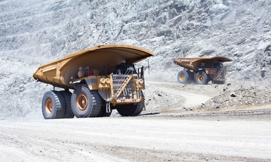 ¡Hay acuerdo!: Comisión de Hacienda del Senado aprueba por unanimidad proyecto royalty minero 