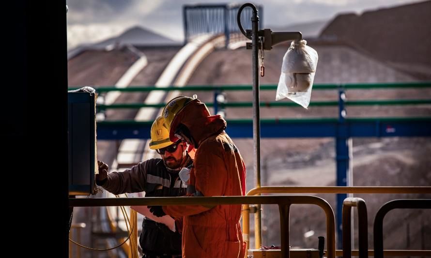 ¿Quieres trabajar en Codelco? Acá te contamos de las vacantes disponibles para mayo del 2023