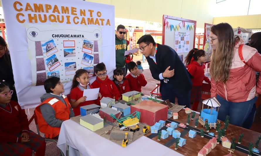 Alianza entre Codelco Distrito Norte  y COMDES contribuye al desarrollo del patrimonio en escuela de Calama