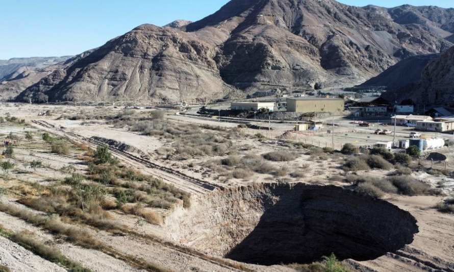 Minera Ojos del Salado apelará a medida cautelar solicitada por el CDE