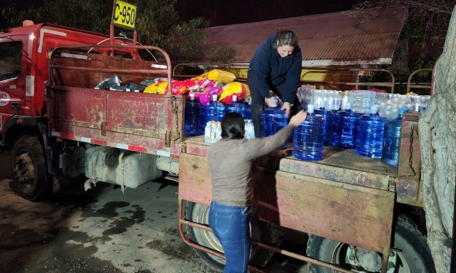 Voluntarios de Codelco Andina realizan campaña voluntaria en apoyo a familias afectadas por frente climático  